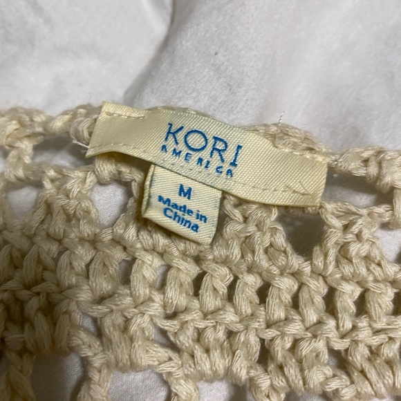 Off white blouse - Picture 2 of 2